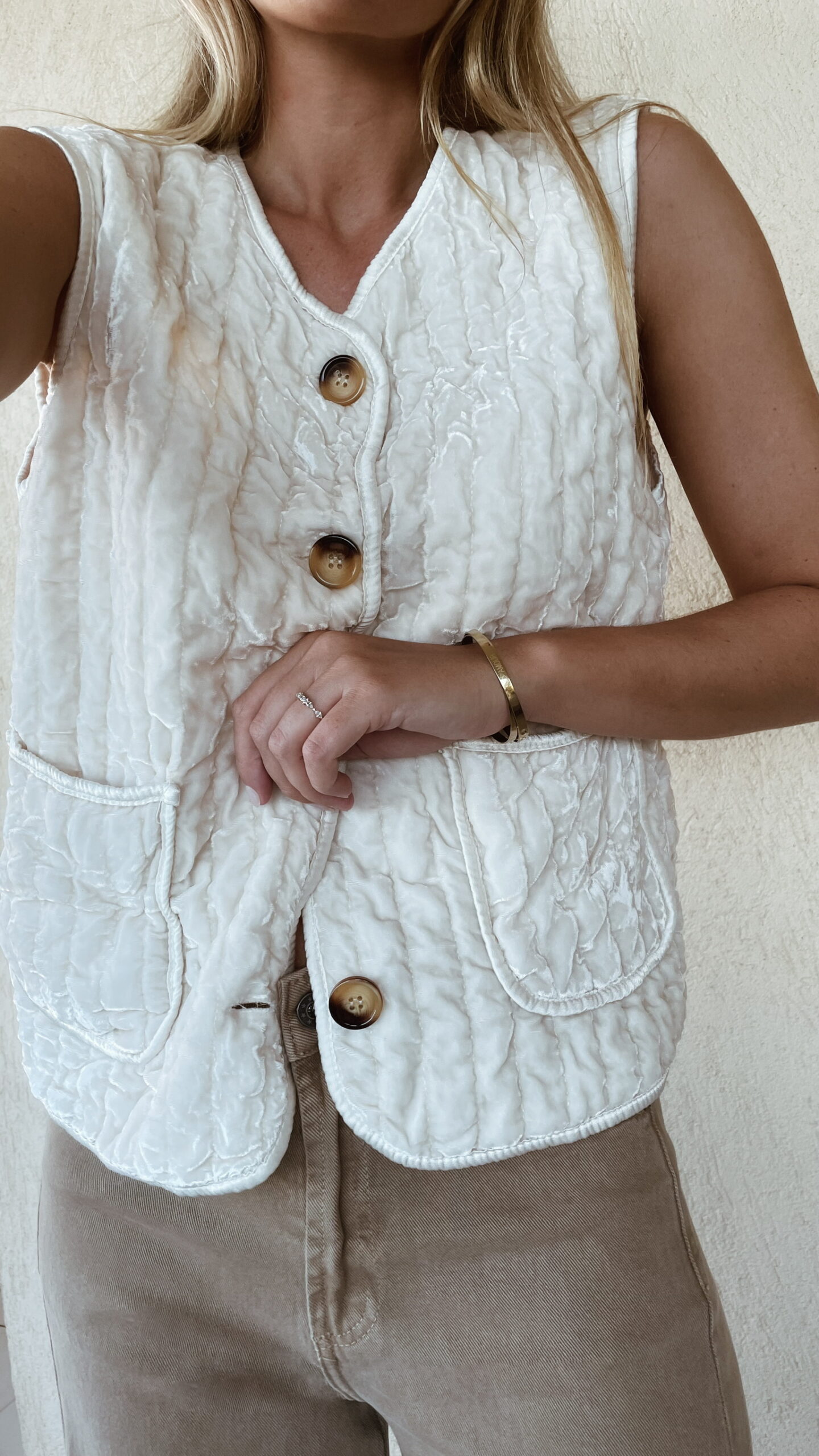 Alternative view of Gilet Ecru Velours