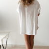 Chemise blanche femme brodée palmiers – Style estival chic et tendance