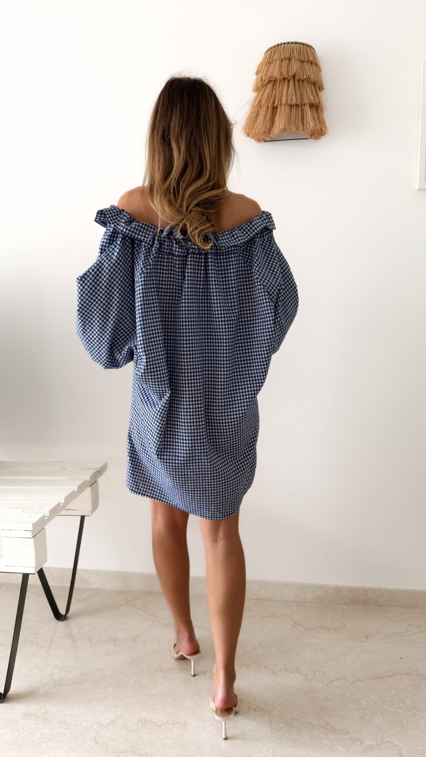 Robe courte vichy marine épaules dénudées – Style bohème chic femme